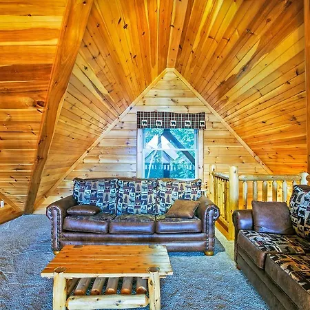 Spacious 4Br W/ Amazing Views!